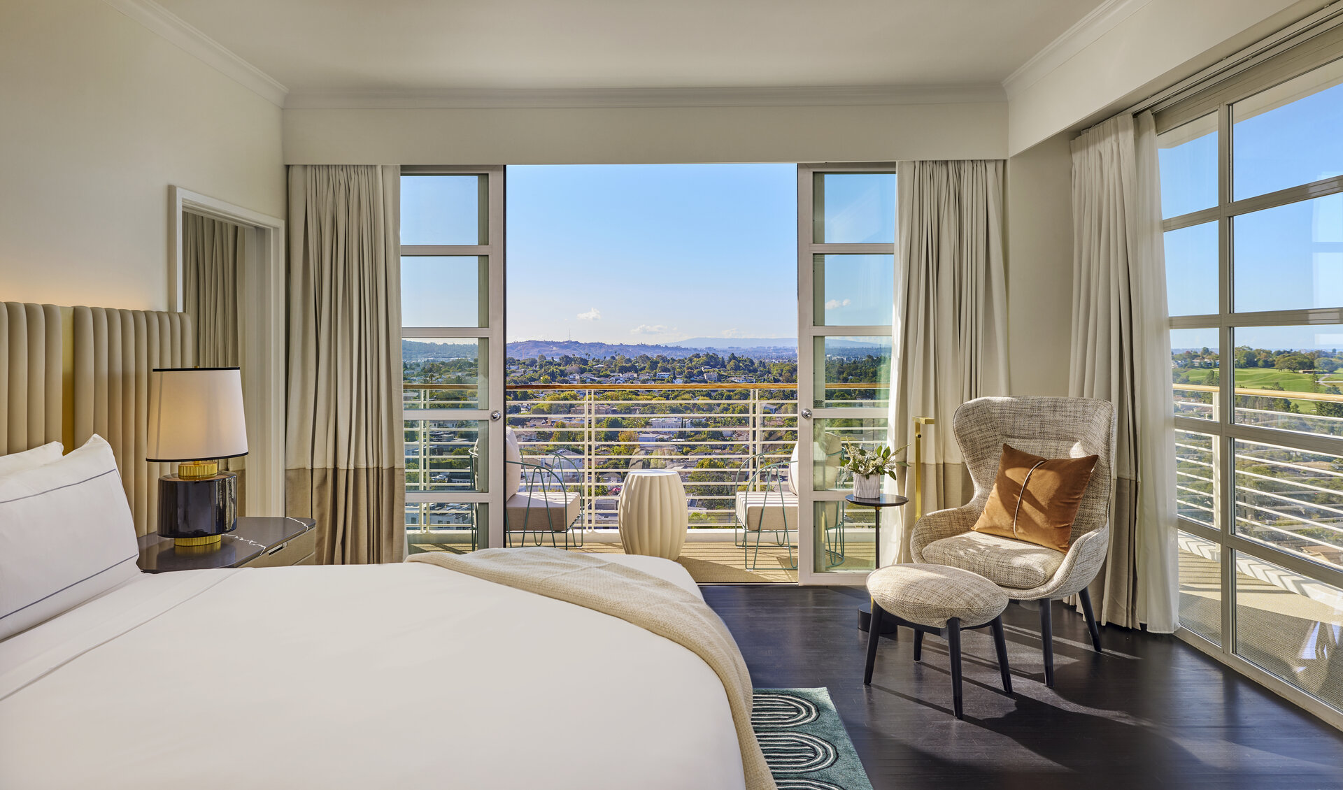 Suite living area